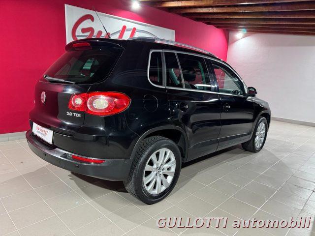 VOLKSWAGEN Tiguan 2.0 TDI 140CV tiptronic Sport 4MOTION
