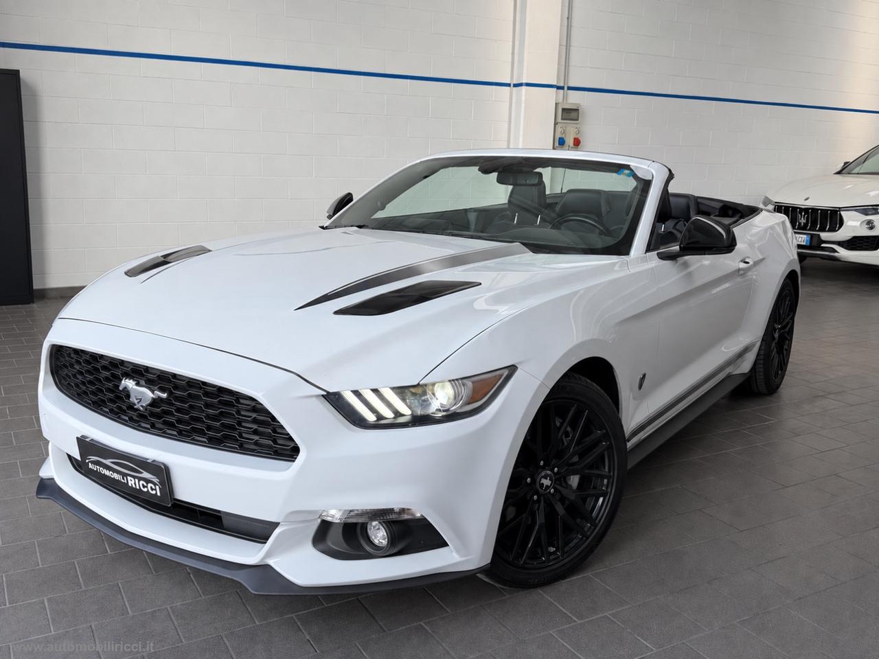 FORD Mustang Convertible 2.3 EcoBoost CABRIO