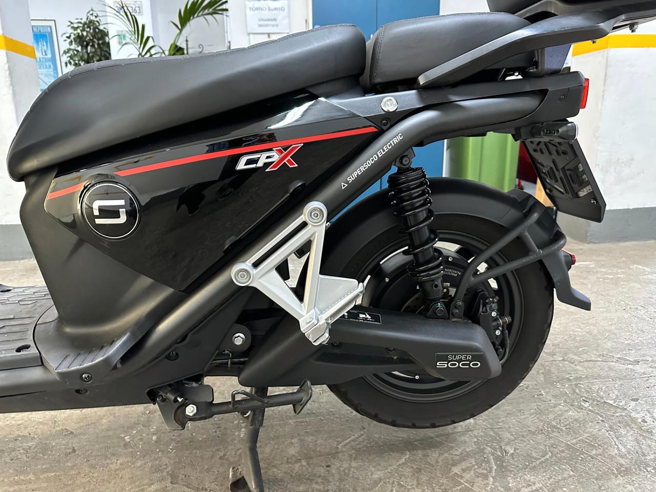 Super Soco CPX Electric Tech