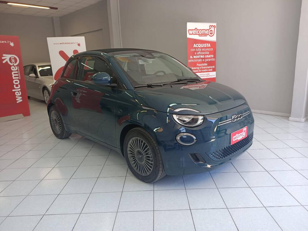 Fiat 500e 42 kWh La Prima