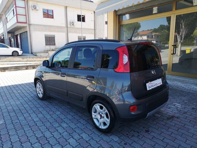 FIAT Panda 1.0 FireFly S&S Hybrid Garmin-NEOPATENTATI