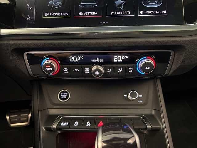 Audi Q3 SPB 35 TFSI S-tronic Identity Black