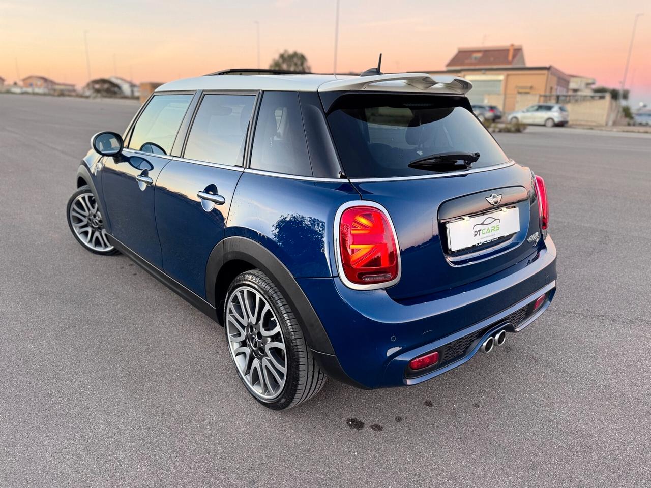 Mini Cooper SD 5 porte Tetto*Auto*Led