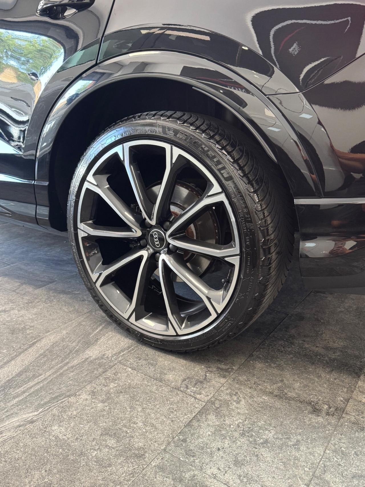 AUDI RSQ3 SPB 2.5 400 CV TETTO IVA ESPOSTA