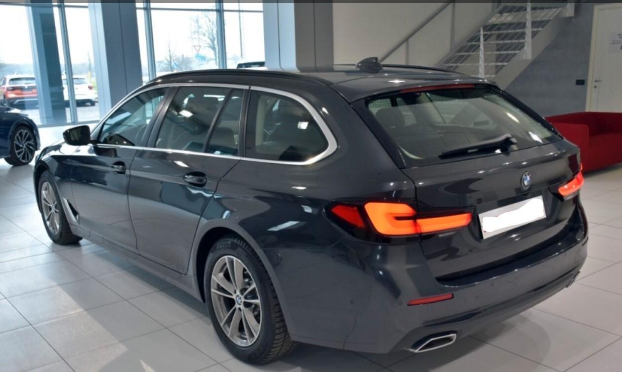 BMW Serie 5 520d 48V Touring Business PRONTA CONSEGNA