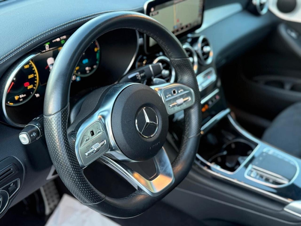GLC Coupé 300 de 4Matic 306cv Premium AMG Tetto Pedane