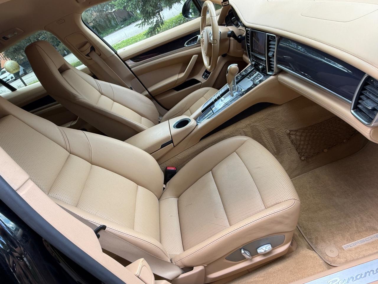 Porsche Panamera 3.0 Diesel 300CV - Full Optional