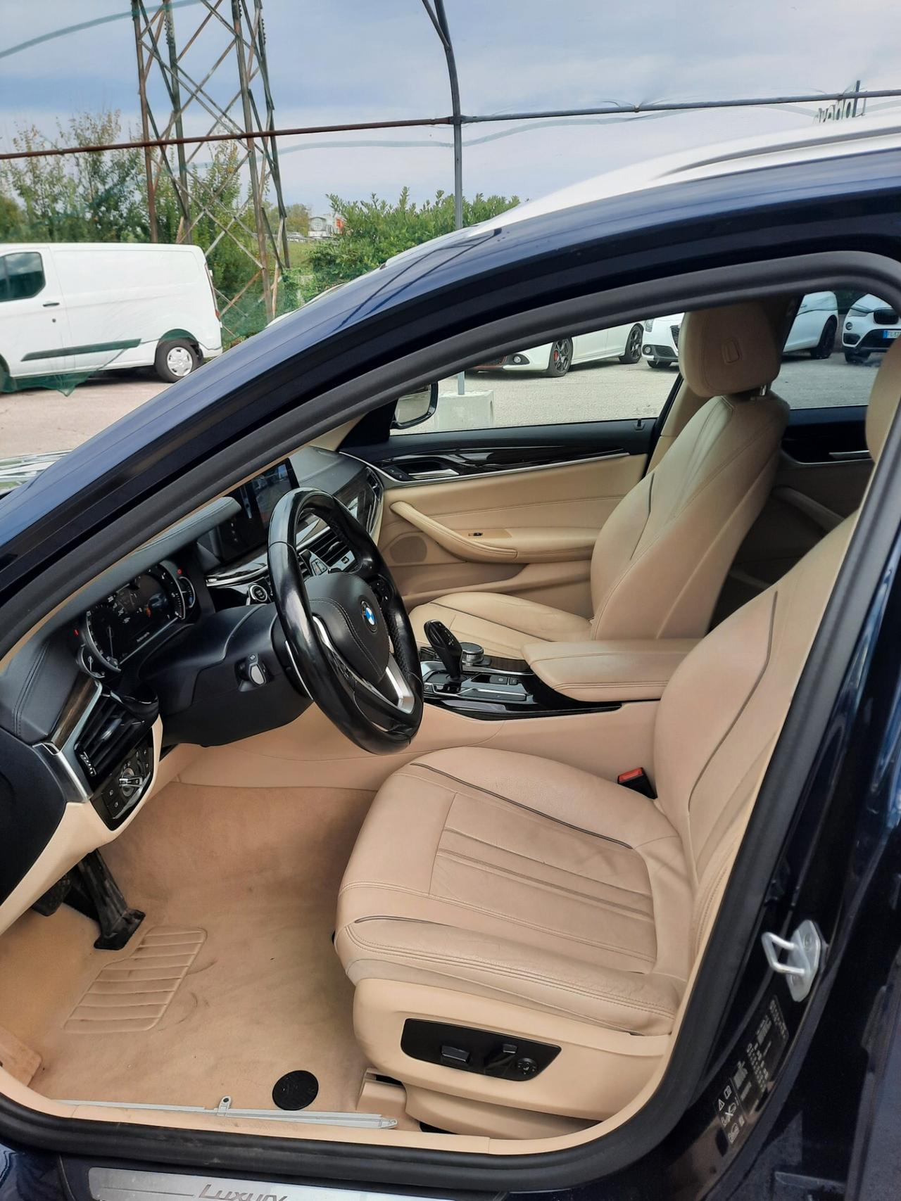 Bmw 520 520d xDrive Touring Luxury