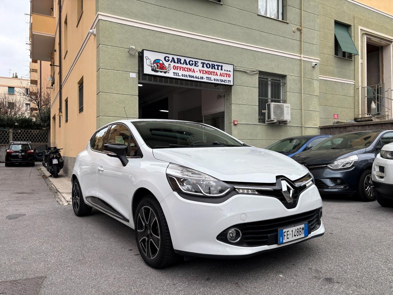 Renault Clio TCe 12V 90CV Start&Stop 5 porte Energy Intens