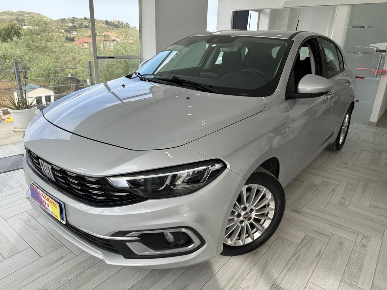 Fiat Tipo 1.6Mjt 5P 130CV LOUNGE+FULL LED/NAV2022