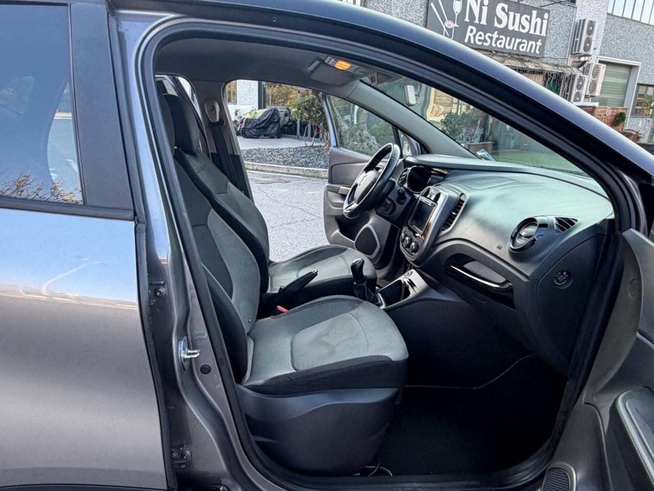 Renault Captur 1.5 dCi 8V 90 CV Start&Stop Cerchi *Neopatentati*