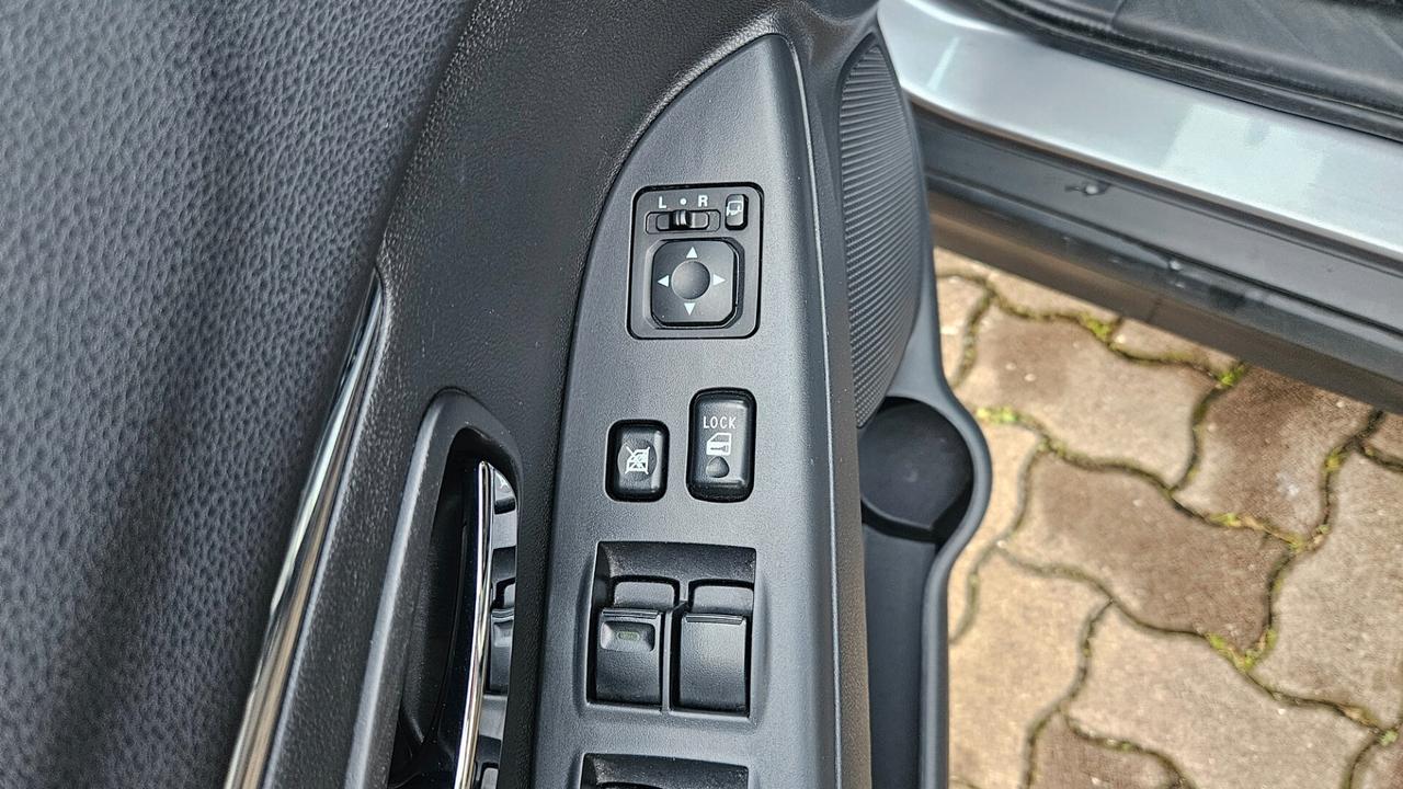 Mitsubishi ASX 2.2 DI-D Intense 4wd auto GANCIO-CAMERA-NAVY