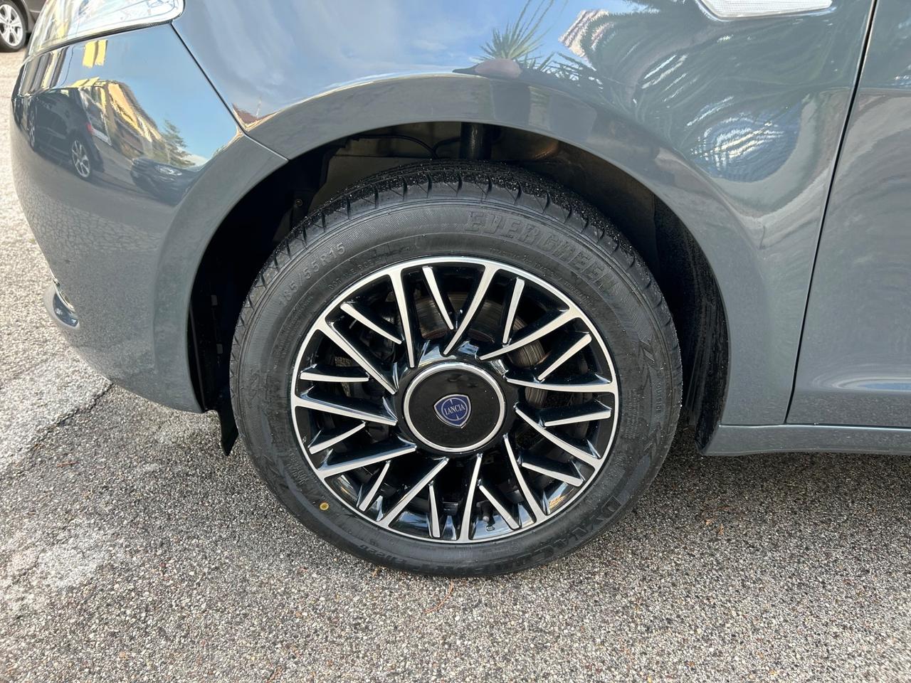 Lancia Ypsilon 1.2 benzina 70 cv GPL casa madre 2018