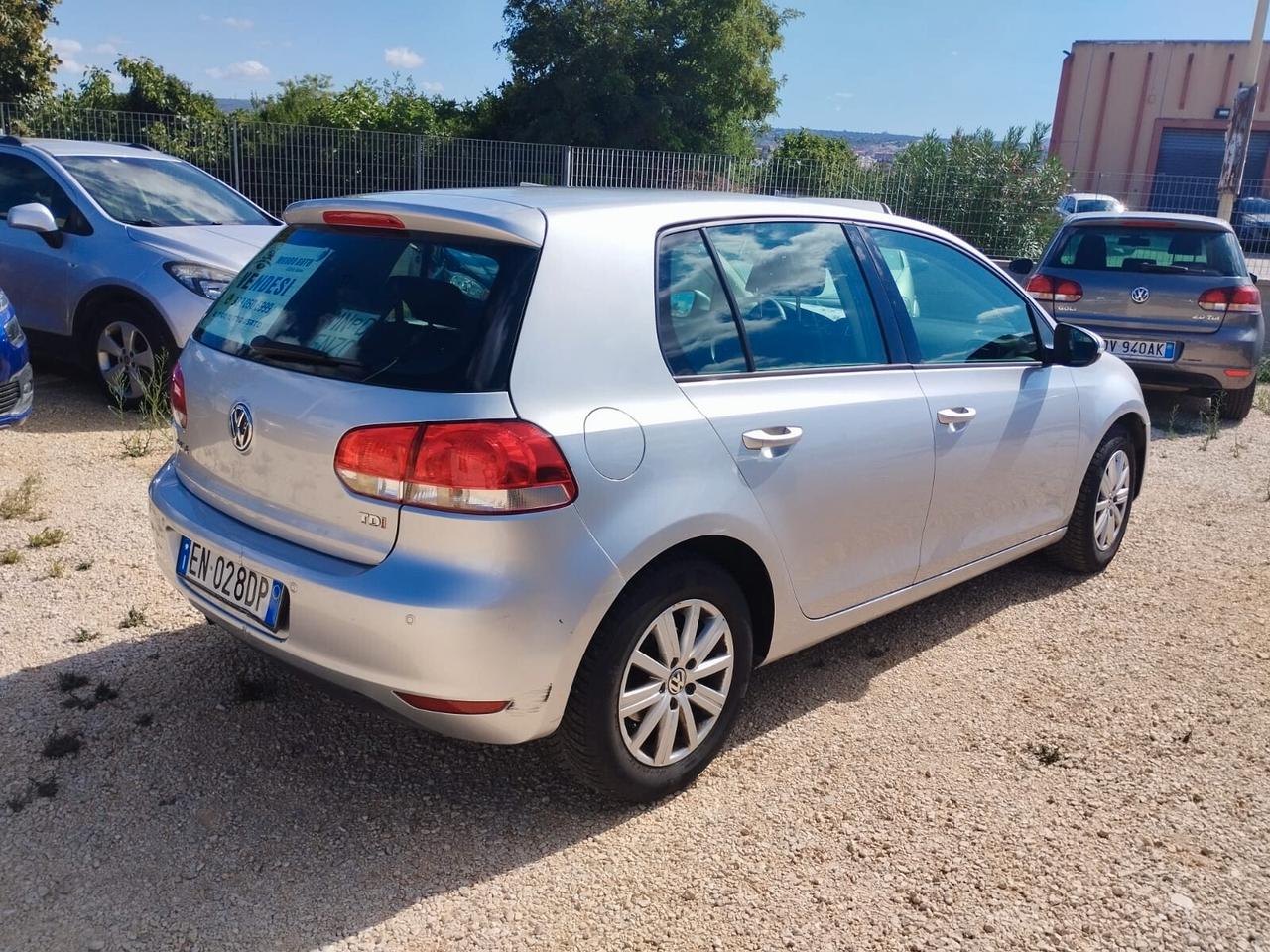 VOLKSWAGEN GOLF 1.6 TDI
