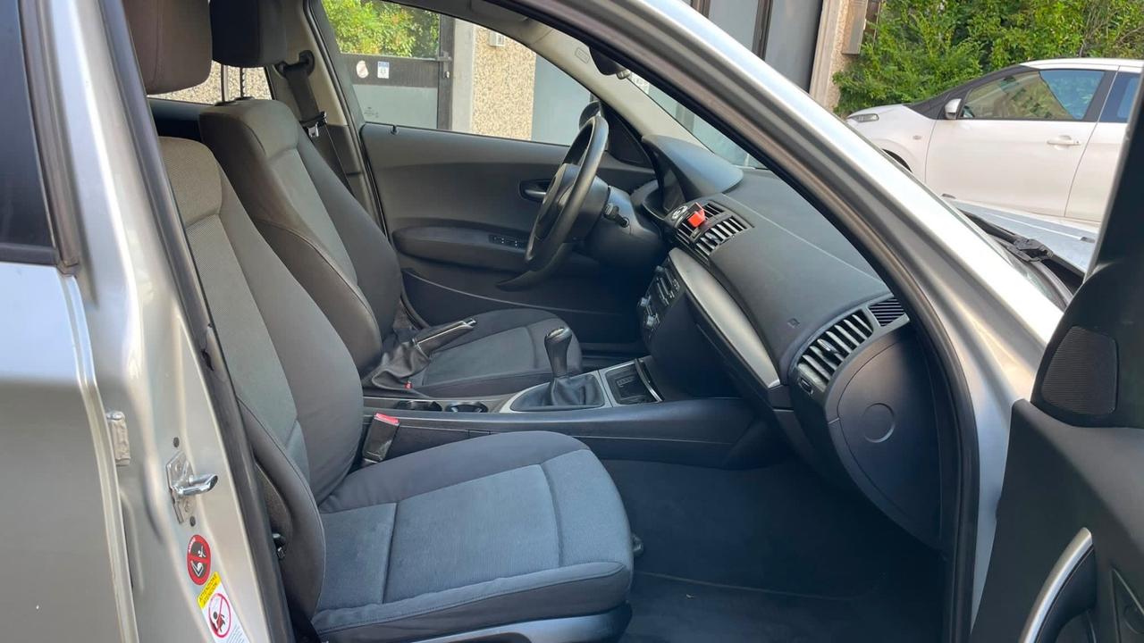 Bmw 116 116i cat 5 porte Futura