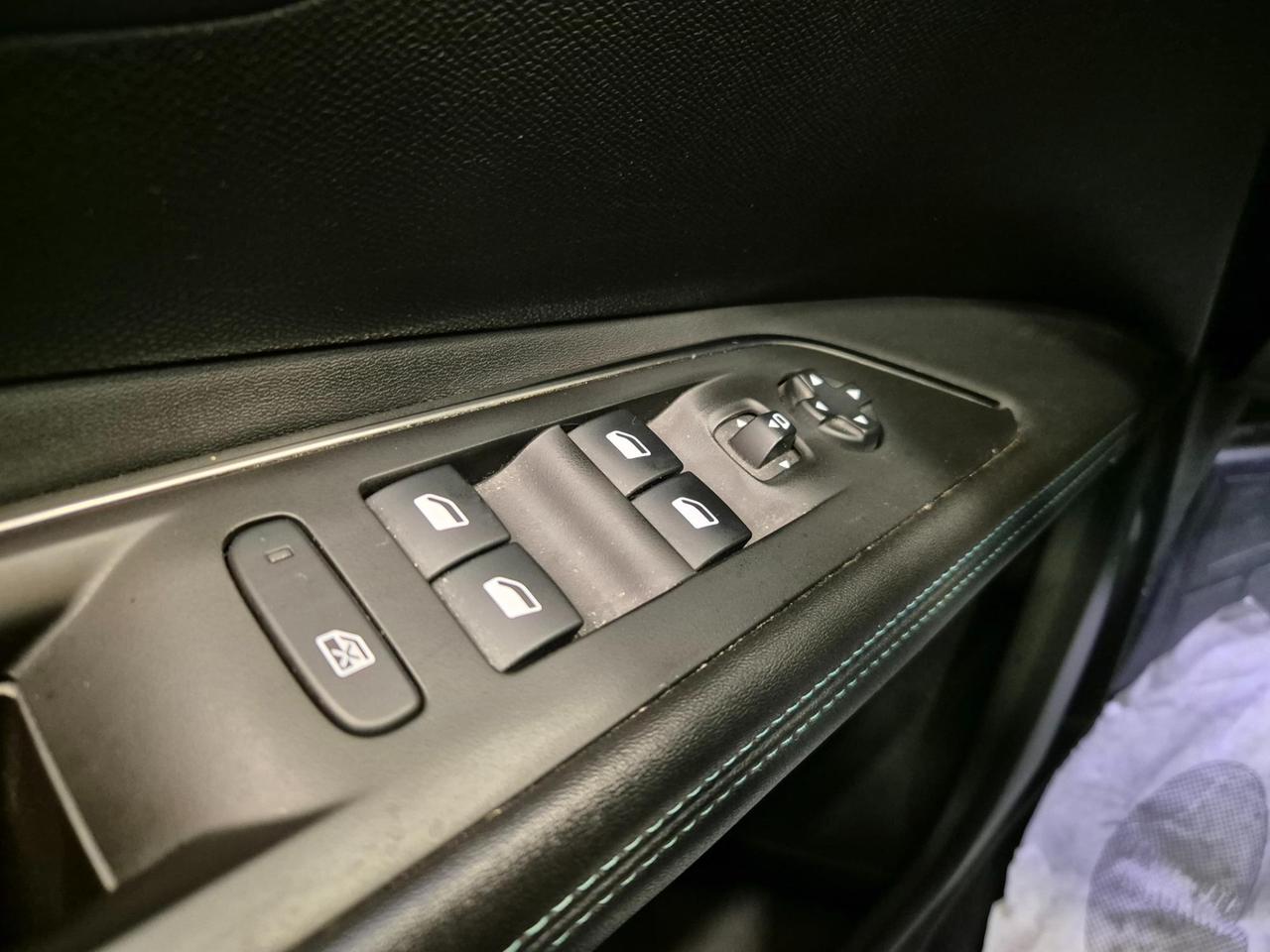 Peugeot 3008 1.5 bluehdi Allure s&s 130cv eat8 N1 - NEOPATENTATI - Cam - Carplay