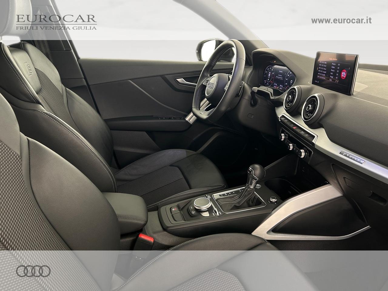 Audi Q2 40 2.0 tfsi identity black quattro s-tronic