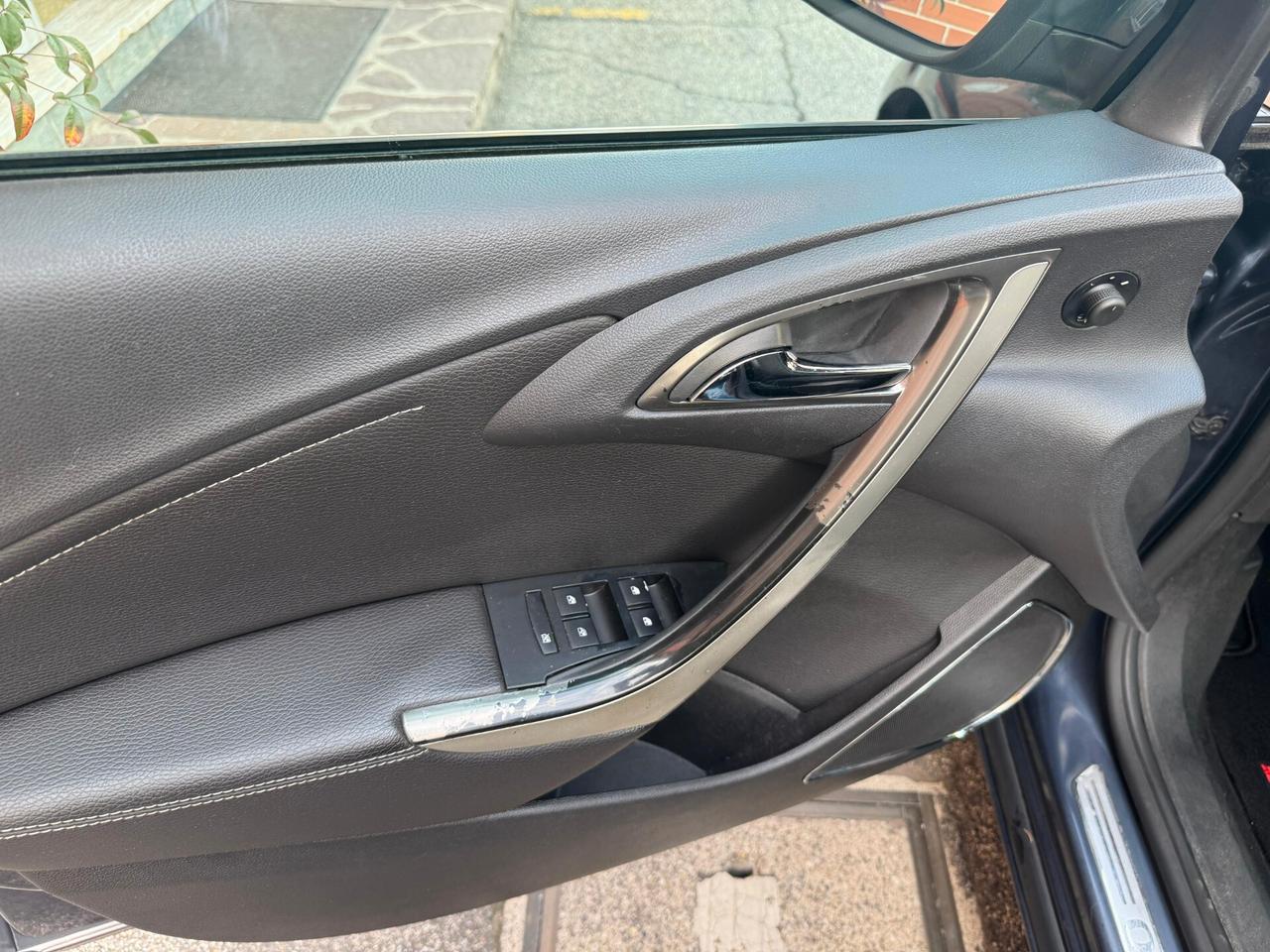 Opel Astra 1.7 CDTI 125CV 5P Cosmo
