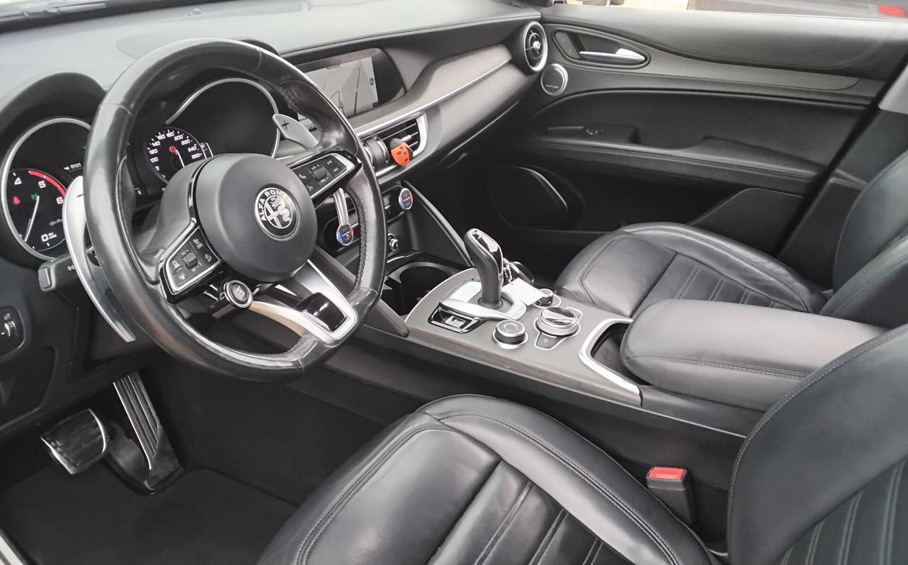 Alfa Romeo Stelvio 2.2 Turbodiesel 190 CV AT8 RWD Executive