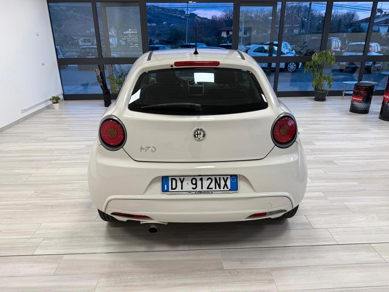 Alfa Romeo MiTo 1.4 78 CV Distinctive Sport Pack