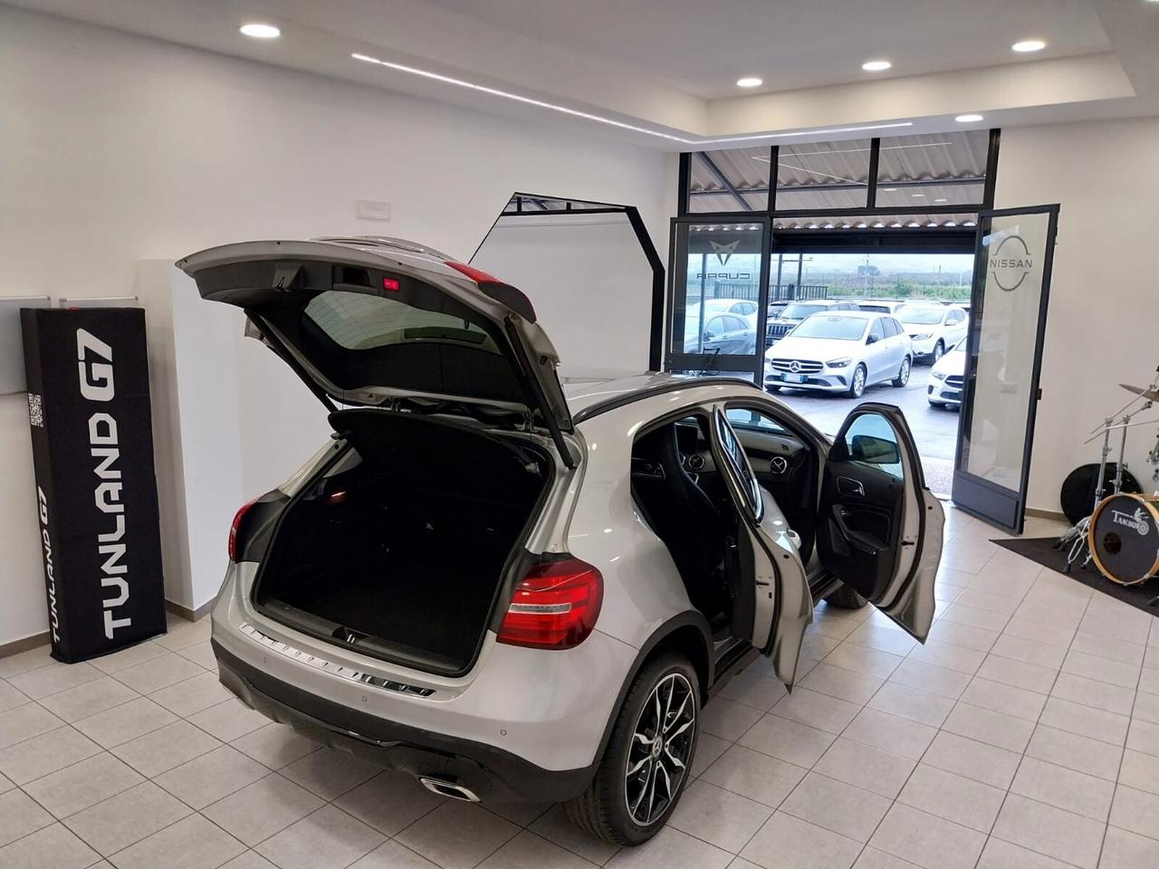 Mercedes GLA 200d 4Matic Premium 2017