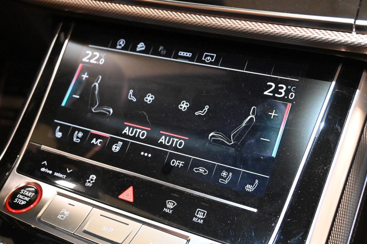 AUDI Q8 RS Q8 TFSI V8 quattro tiptronic