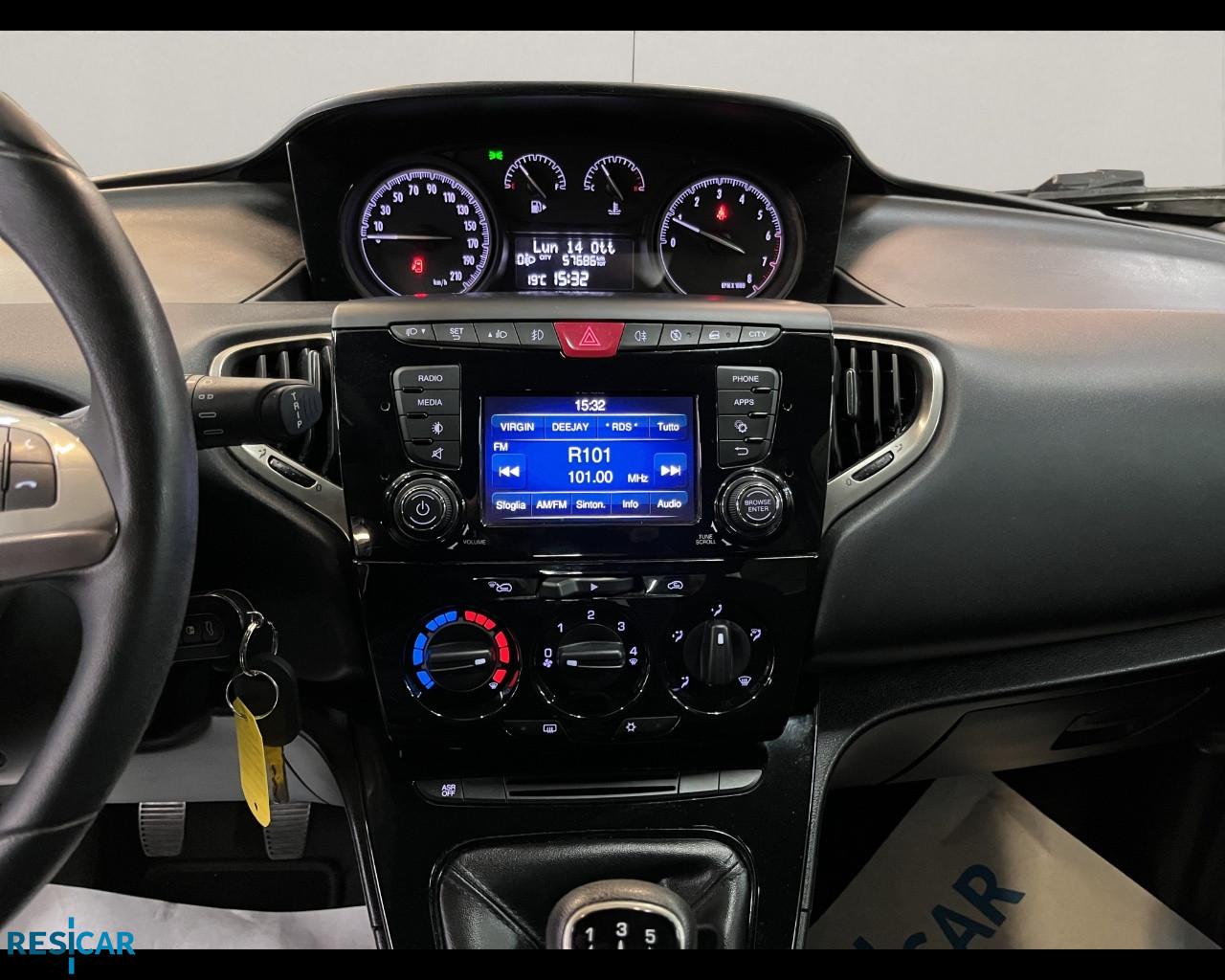 LANCIA Ypsilon 1.2 Gold s&s 69cv IDONEA NEOPATENTATO