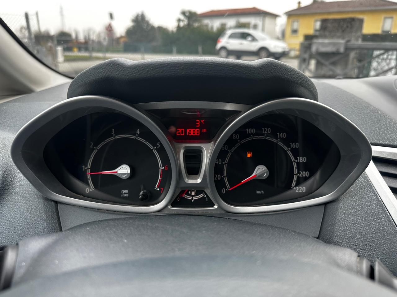 Ford Fiesta 1.4 5 porte Bz.- GPL Titanium