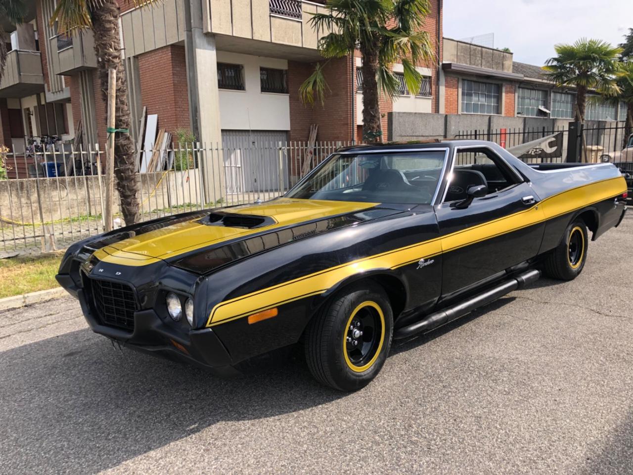 Ford Gran Torino Black & Gold
