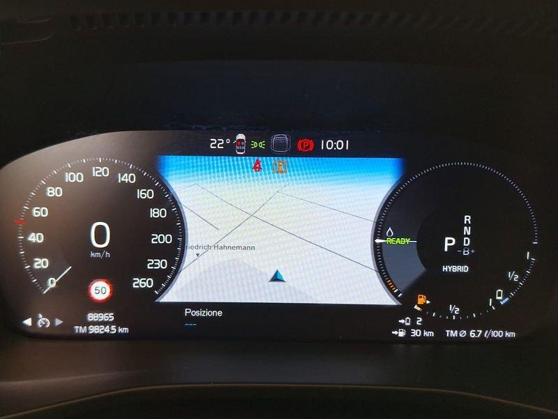 Volvo XC40 Recharge T4 129+82 Plug-In Hybrid Automatica Recharge Plus Dark N1 Autocarro