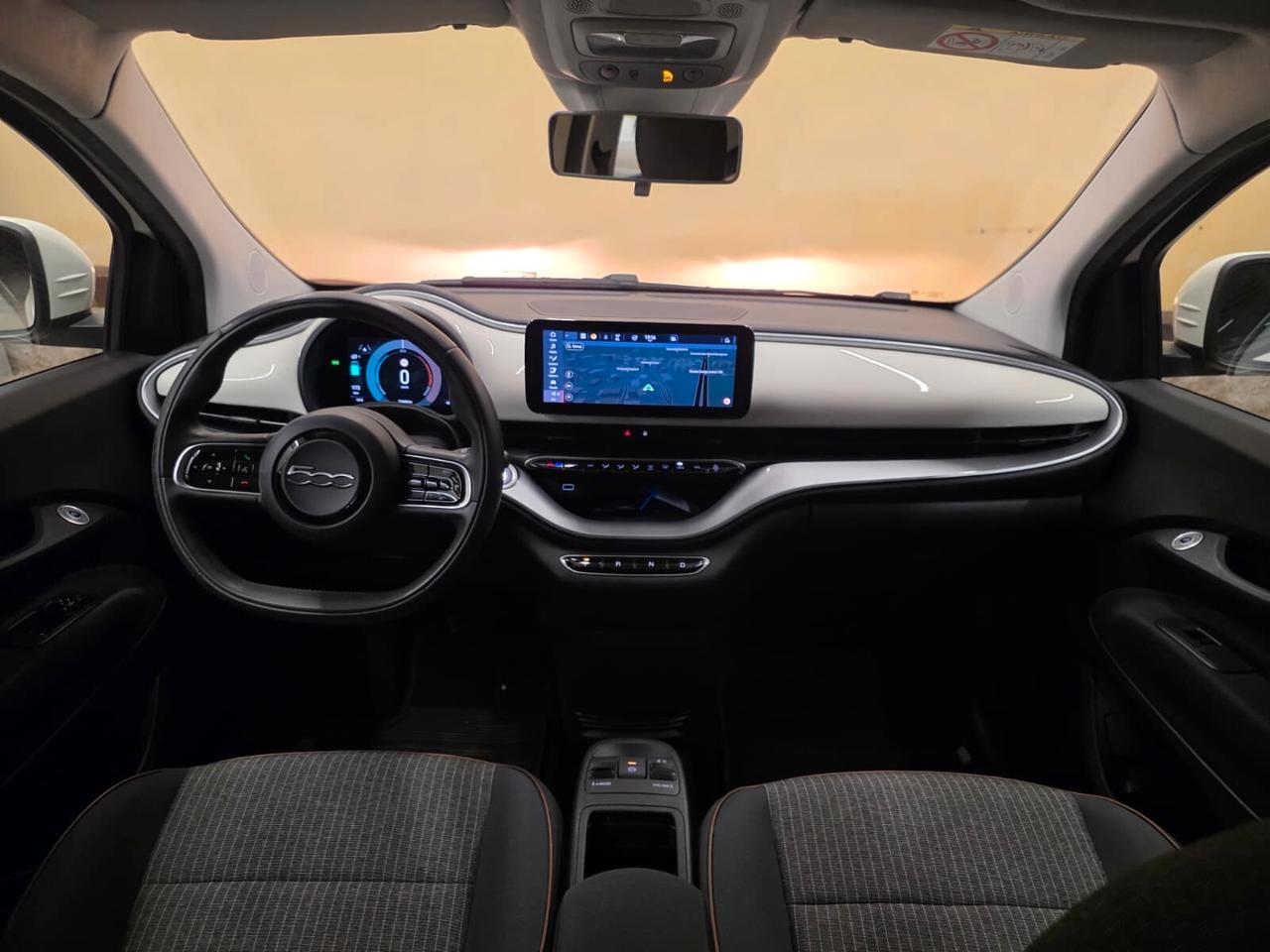 Fiat 500 500e Berlina 42 kWh Icon