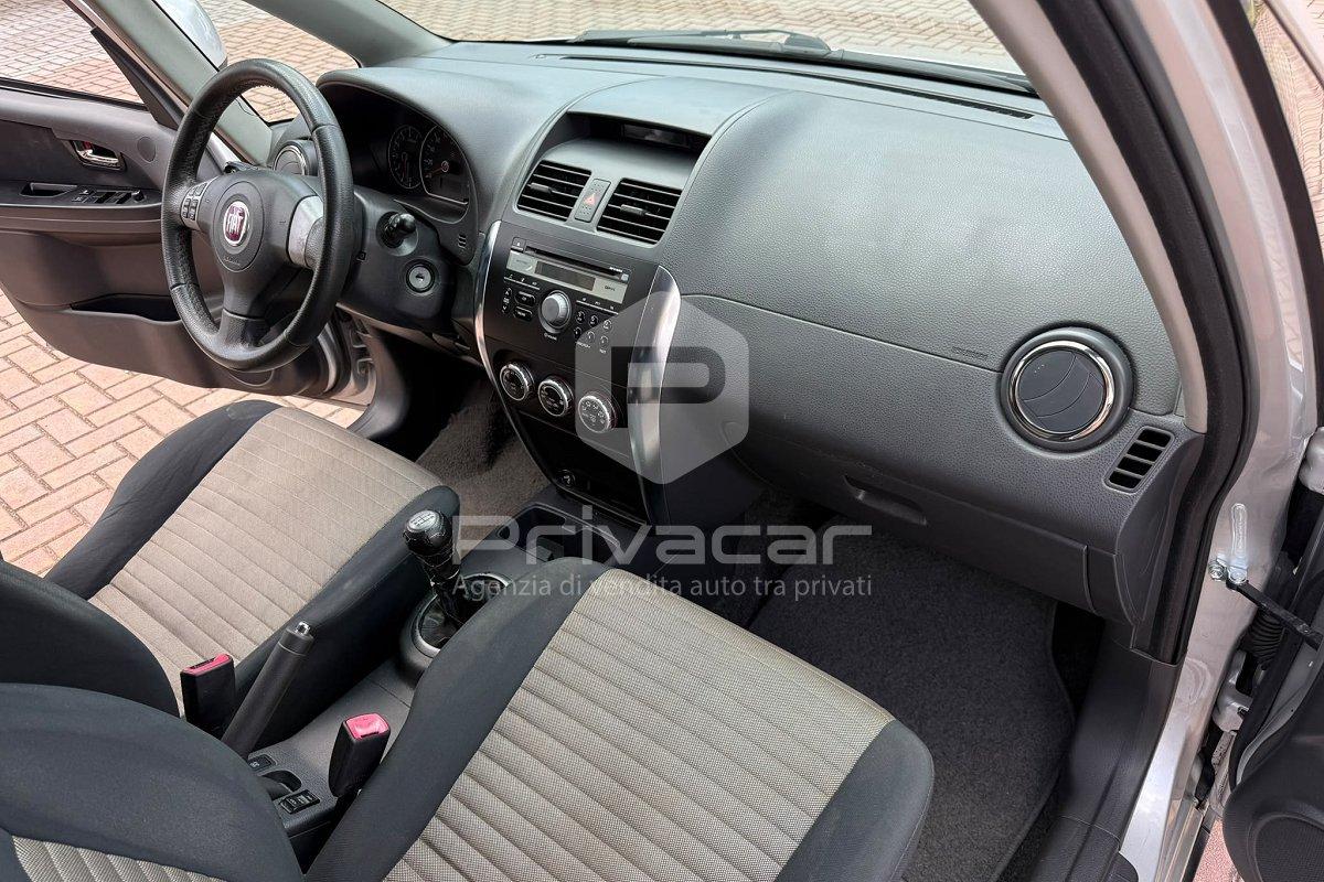 FIAT Sedici 1.6 16V 4x4 Dynamic
