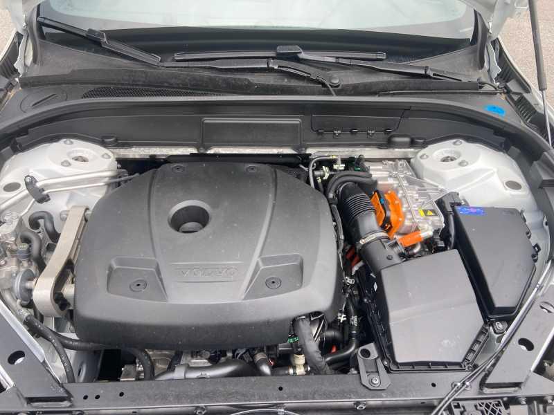 VOLVO XC60 2.0 t6 ReCha. Phev 6,4kW Plus Dark AwD AuTo