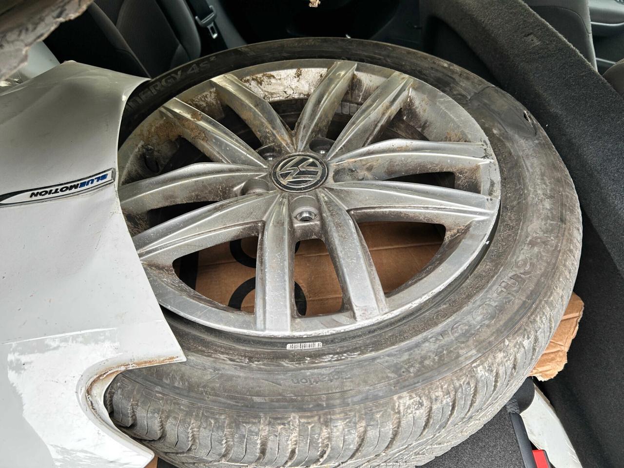 VW GOLF 1.5 TGI *DSG - 2020 Incidentata