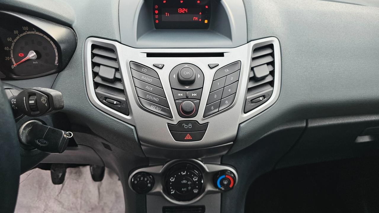 Ford Fiesta 1.4 TDCi 5p. Titanium