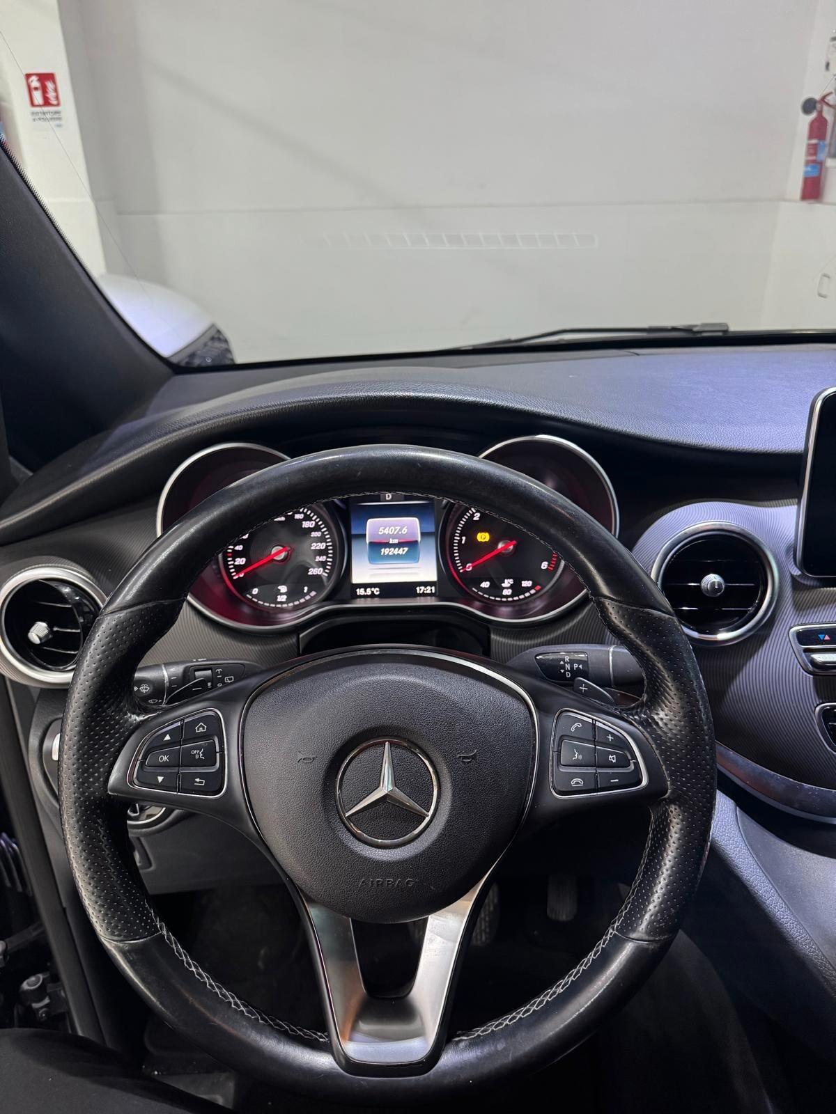 Mercedes-benz V 220 d Automatic 4Matic Premium Extralong