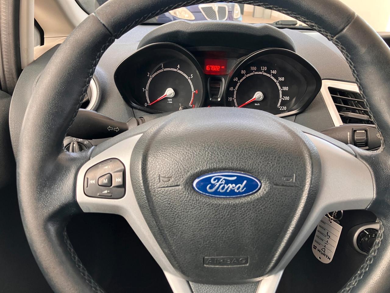 Ford Fiesta 1.2 16V 60CV 3p. Titanium NEOPATENTATI