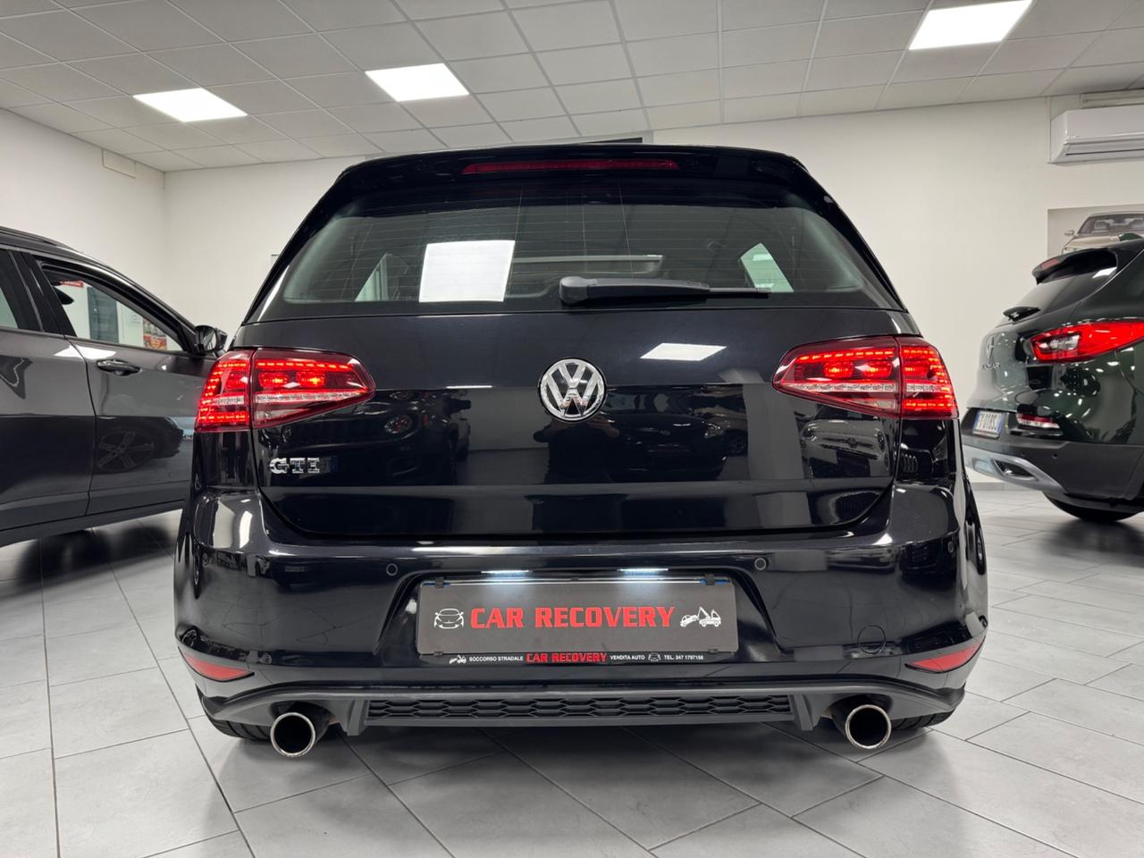Volkswagen Golf GTI 2.0 TSI DSG TETTO