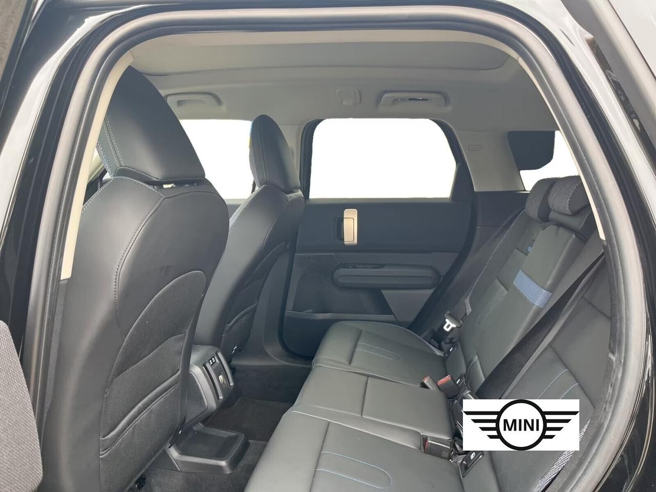 Mini Countryman C Autom. / PANORAMA / r18 / LED / PELLE
