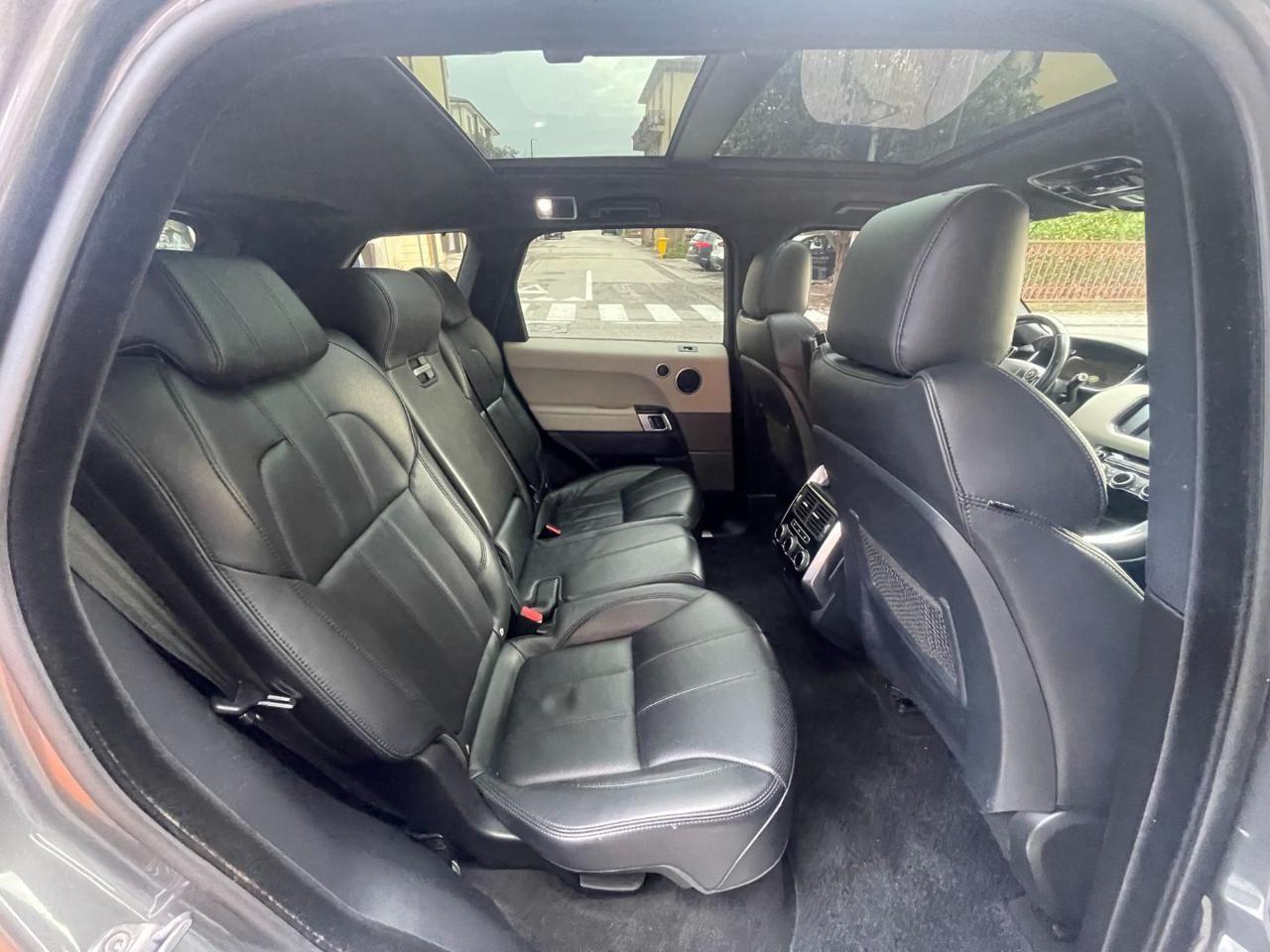 LAND ROVER Range Rover Sport 3.0 SDV6 HSE 4WD