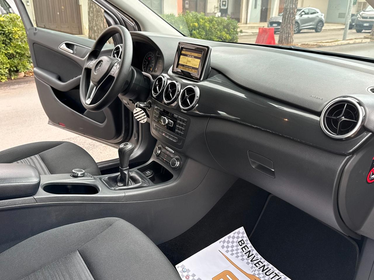 Mercedes B 180CDI BlueEFFICIENCY Executive - 2012
