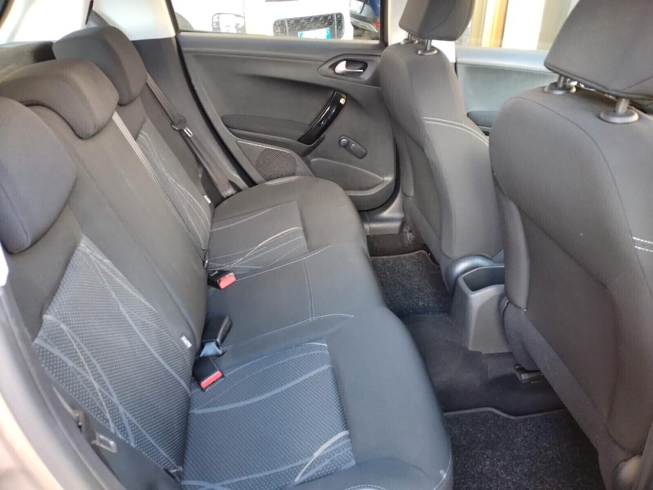 Peugeot 208 1.4 HDi 68 CV 5 porte Active