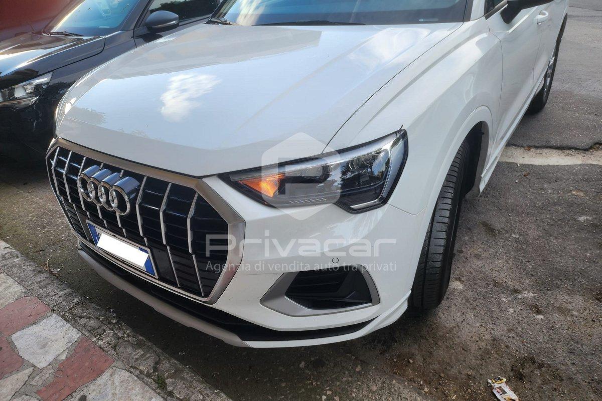 AUDI Q3 35 TDI S tronic