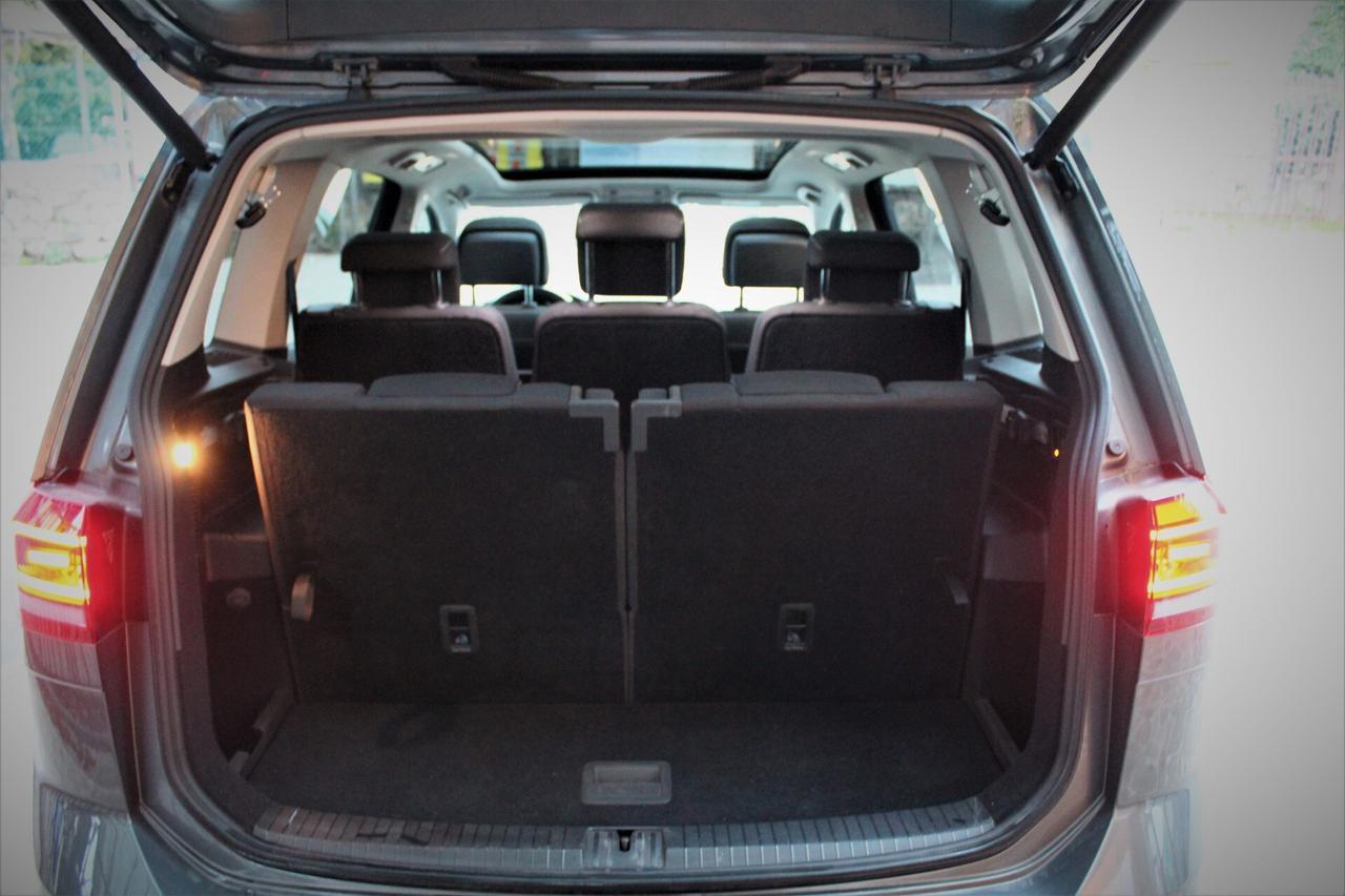 VW Touran 1.6 TDI 115 CV SCR DSG Highline 7 posti