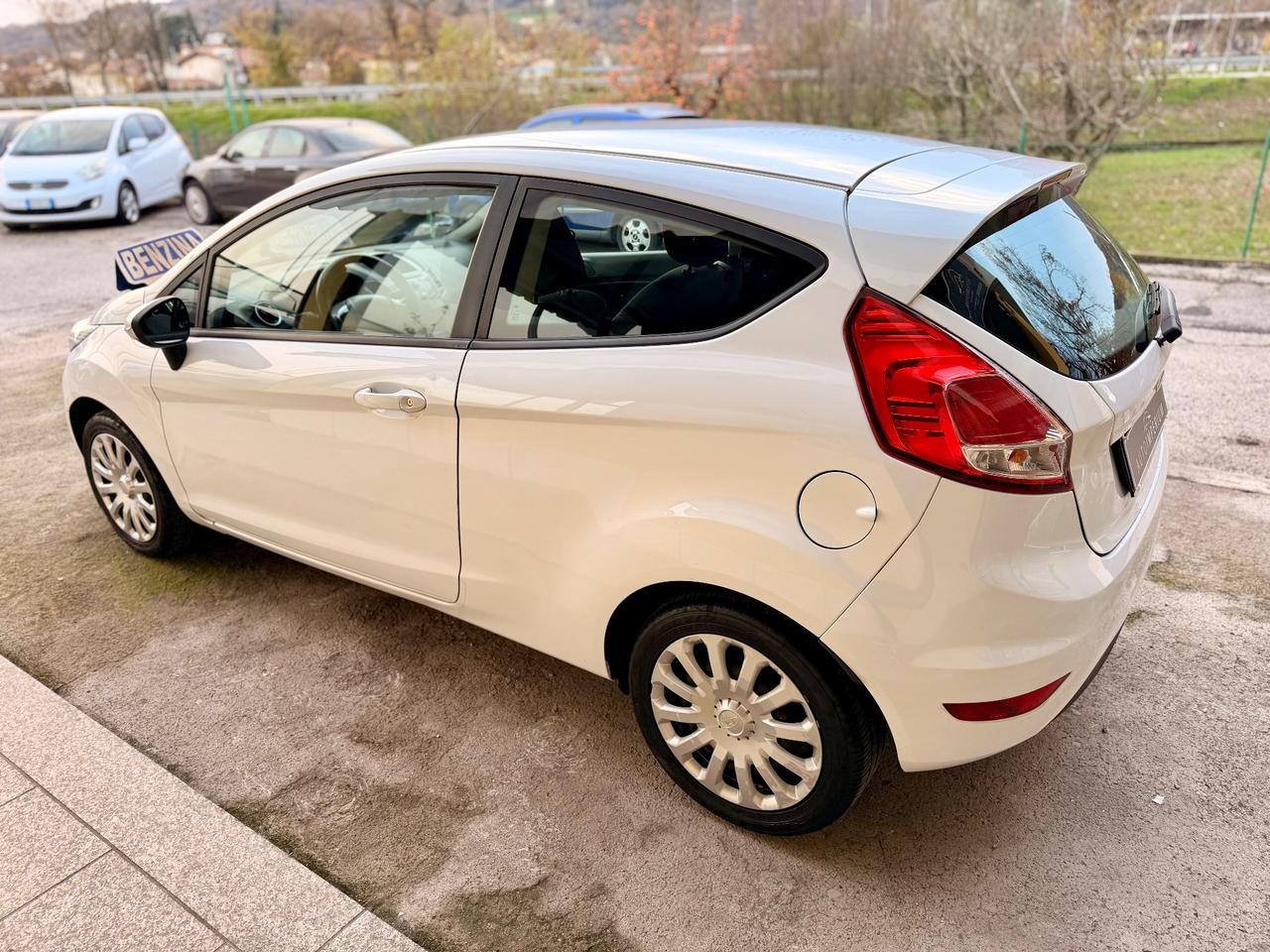 Ford Fiesta 1.2 44kw Titanium OK NEOPATENTATI UNIPROP