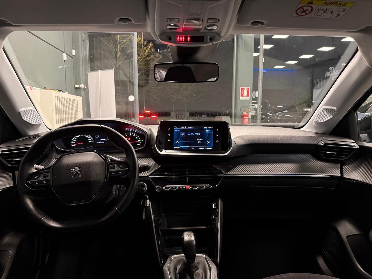 Peugeot 208 1.2 75CV 5 porte OK NEOPATENTATI