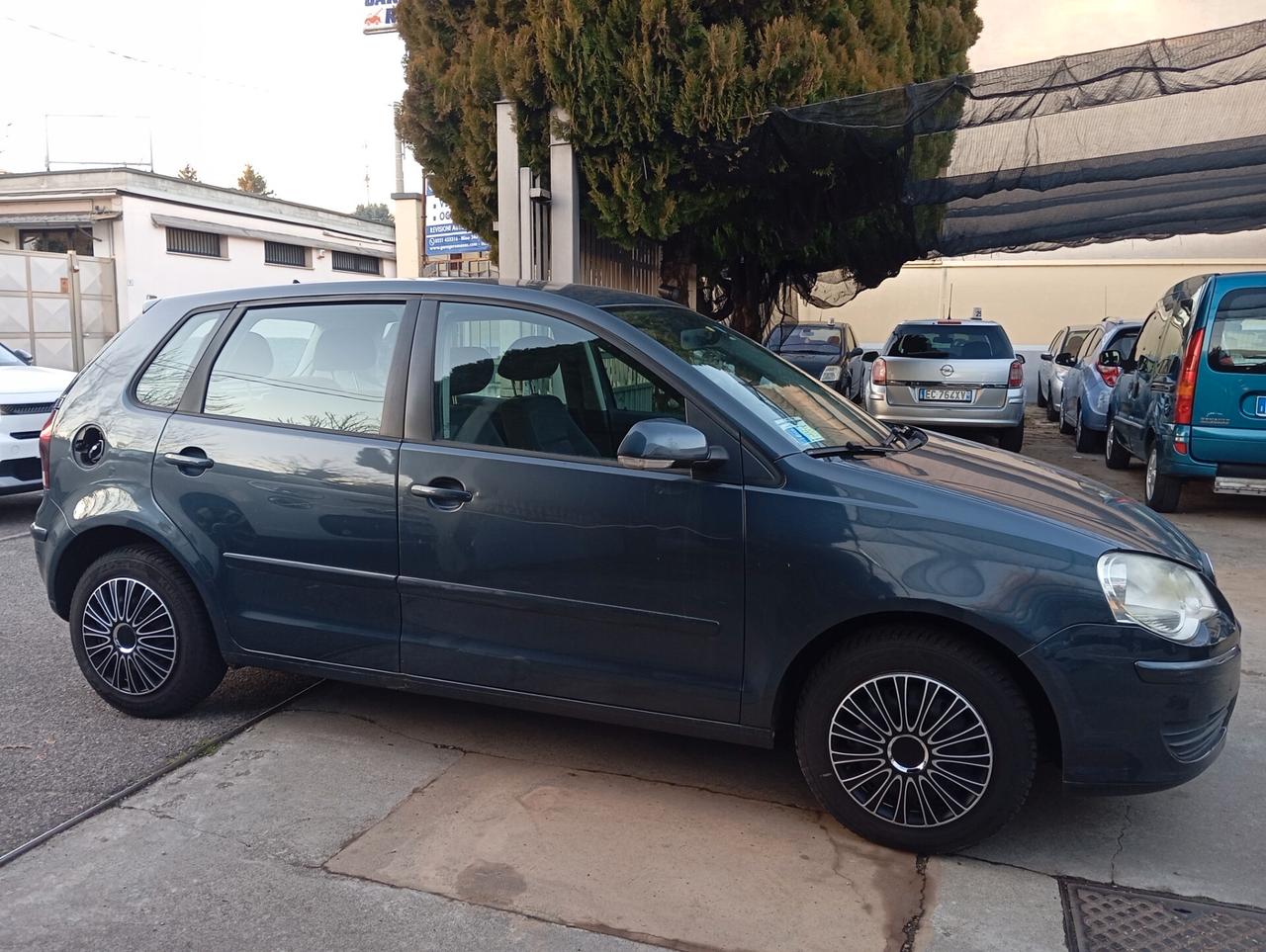 Volkswagen Polo 1.4/80CV 16V 5p neopatentati
