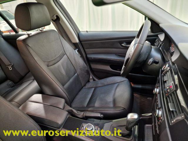 BMW 320 d cat xDrive Touring Futura