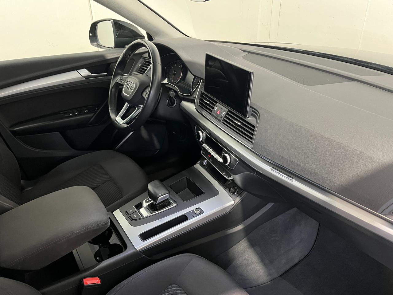 AUDI Q5 SPORTBACK 40 TDI S-TRONIC QUATTRO BUSINESS ADVANCED