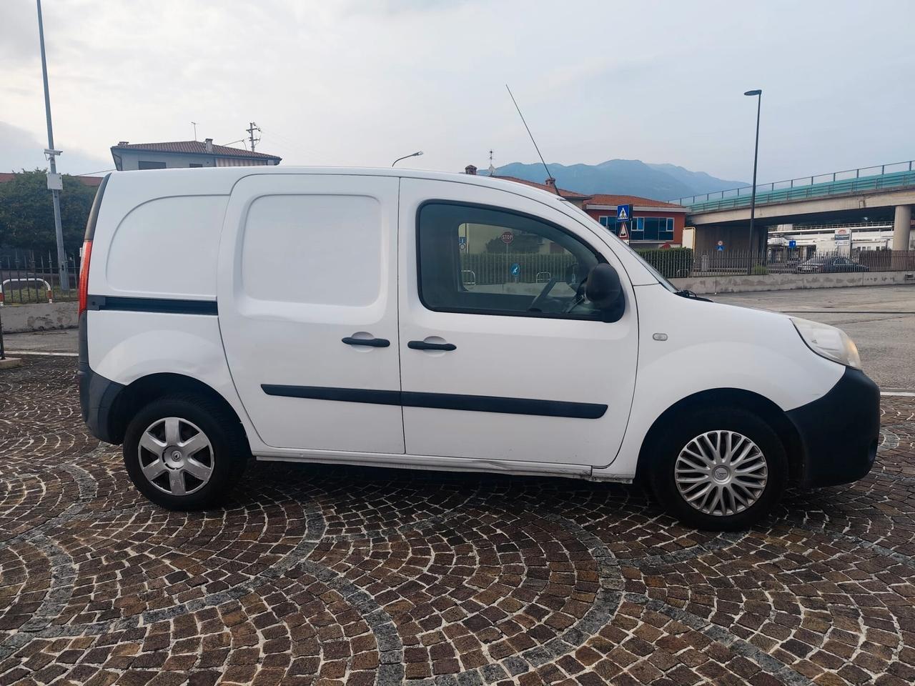 Renault Kangoo 1.5 Blue dCi 75CV PC-TN Van Open Sesame